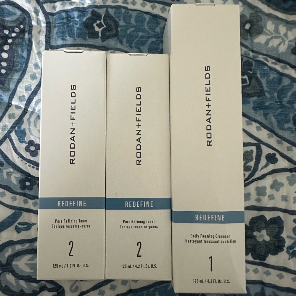Rodan + Fields REDEFINE Skincare Set - White